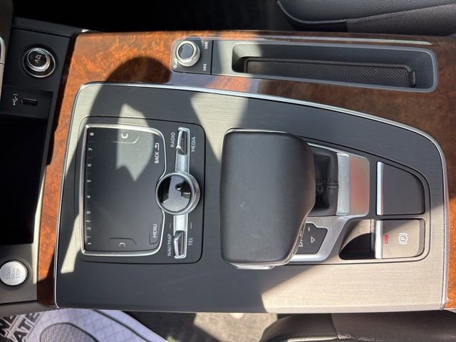 Used 2019 Audi Q5 2.0T Premium Plus w/ Premium Plus Package image 18