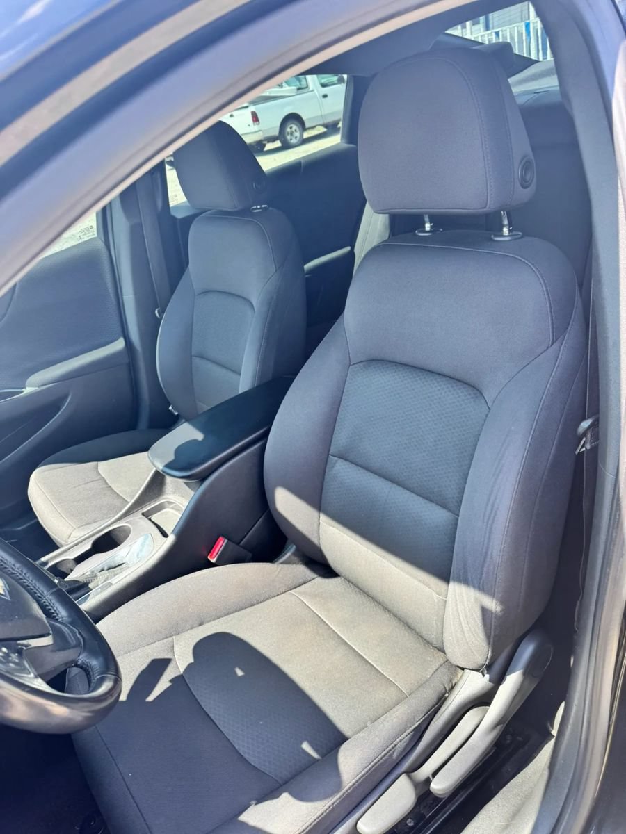 Used 2017 Chevrolet Malibu LS w/ LPO, Convenience Package 1 FWD image 11
