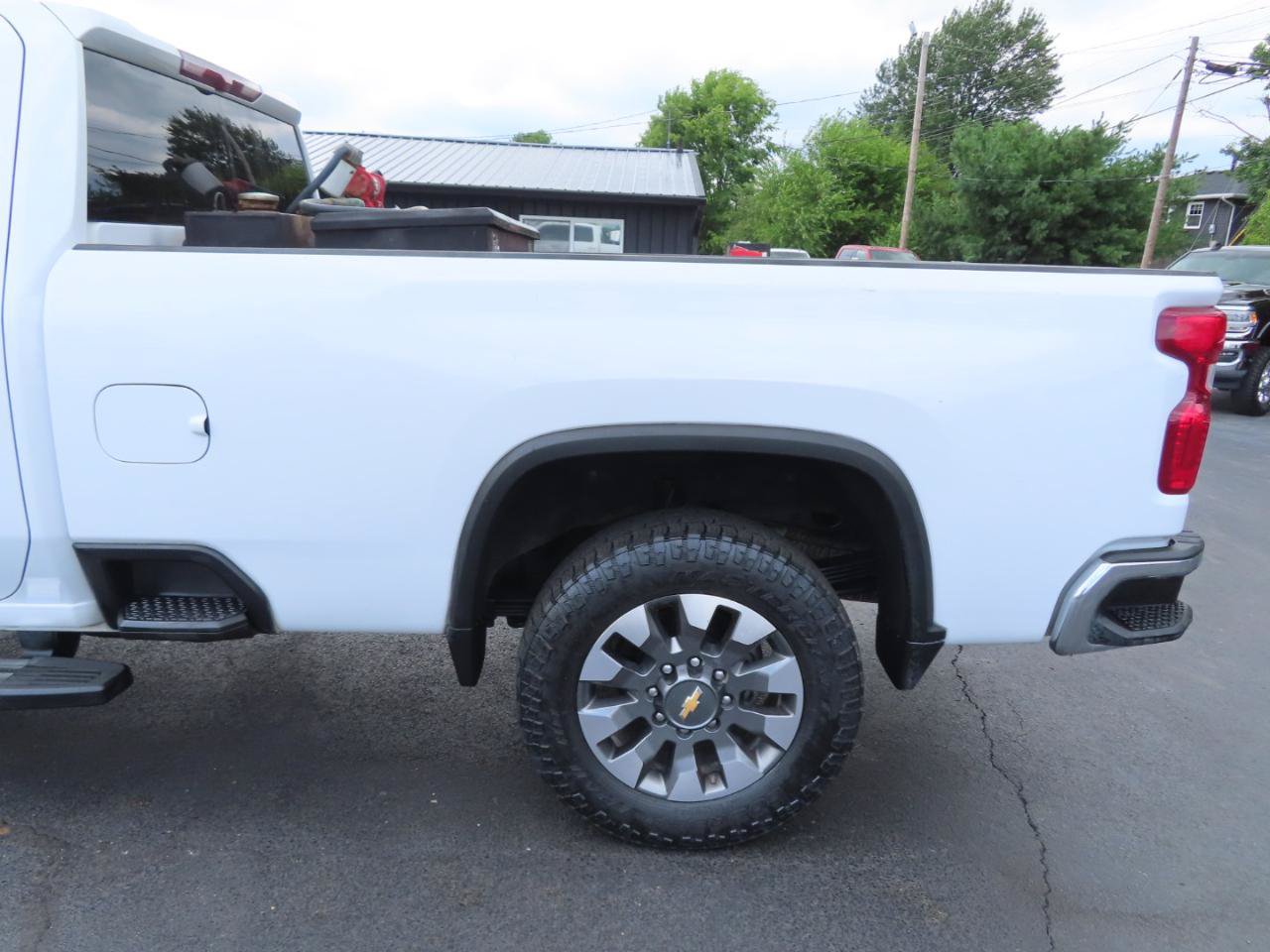 Used 2024 Chevrolet Silverado 2500 LT AWD/4WD image 15