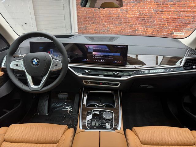 Used 2026 BMW X7 xDrive40i AWD/4WD image 12