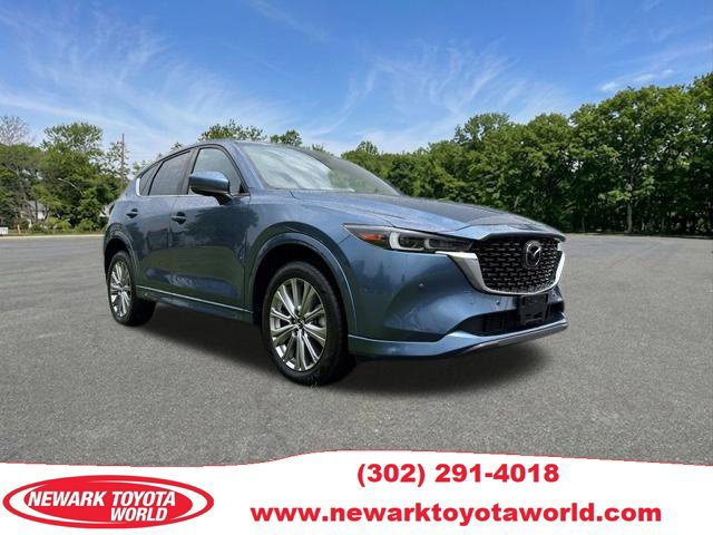 Used 2023 MAZDA CX-5 Signature AWD/4WD image 1