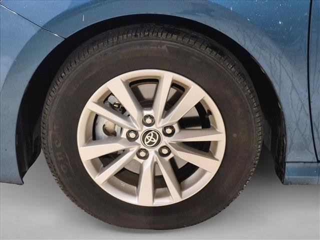 Used 2025 Toyota Camry LE FWD image 25