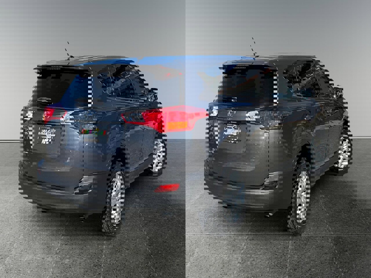 Used 2015 Toyota RAV4 LE image 6