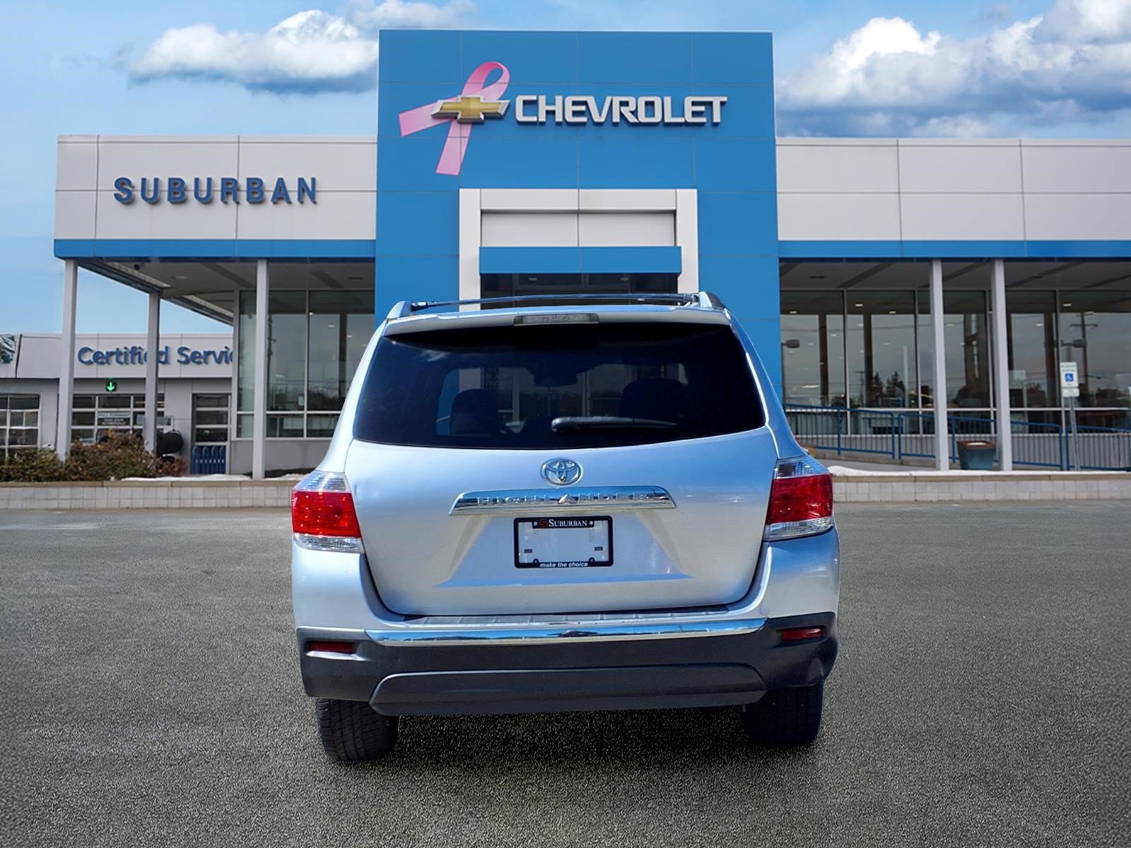 Used 2013 Toyota Highlander FWD w/ Cold Weather Pkg image 5