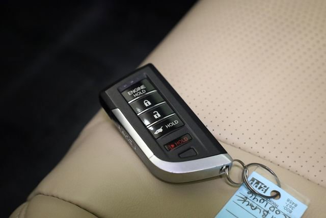 Used 2025 Acura MDX w/ Technology Package image 37