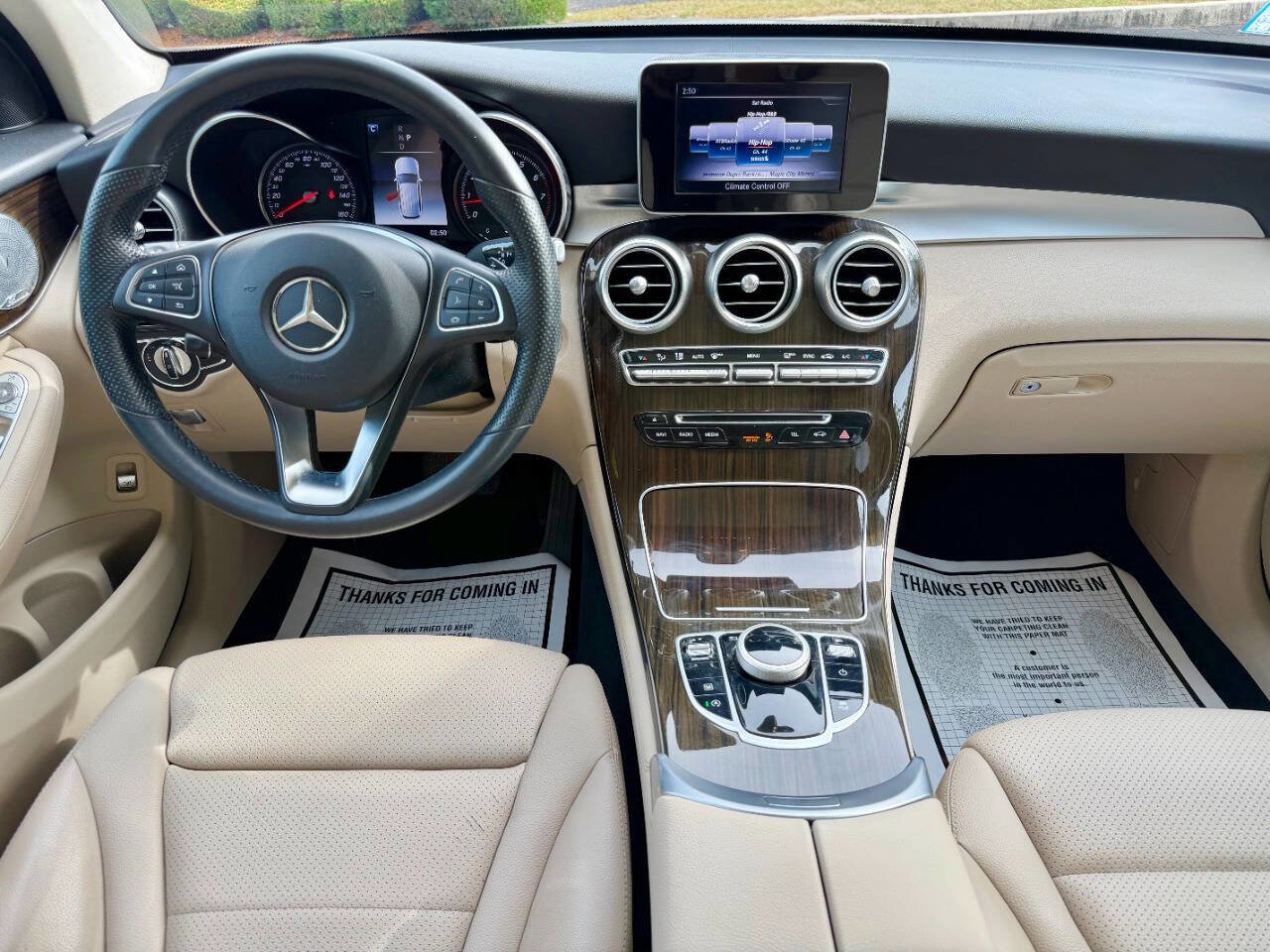 Used 2018 Mercedes-Benz GLC 300 4MATIC image 33