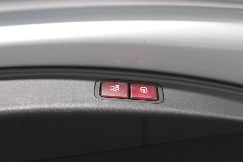 Used 2025 Mercedes-Benz AMG GT 55 image 11