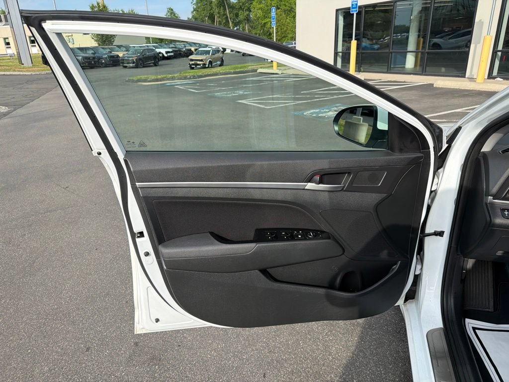 Used 2020 Hyundai Elantra SEL w/ Cargo Package (C1) FWD image 26