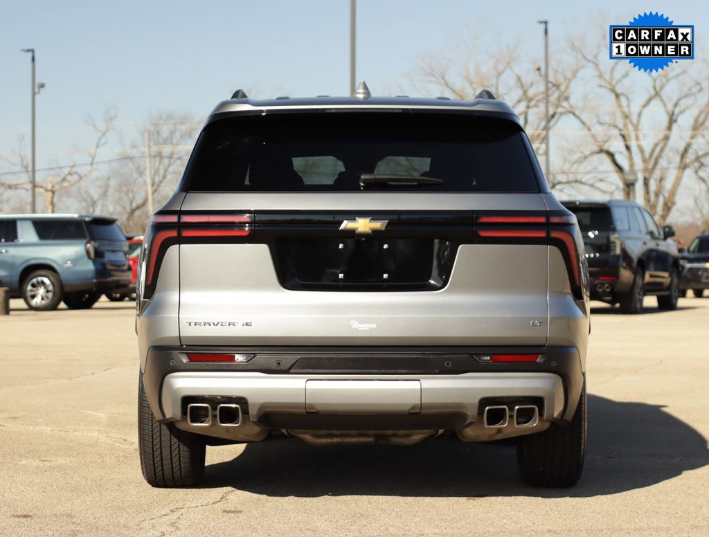 Used 2024 Chevrolet Traverse LT image 6
