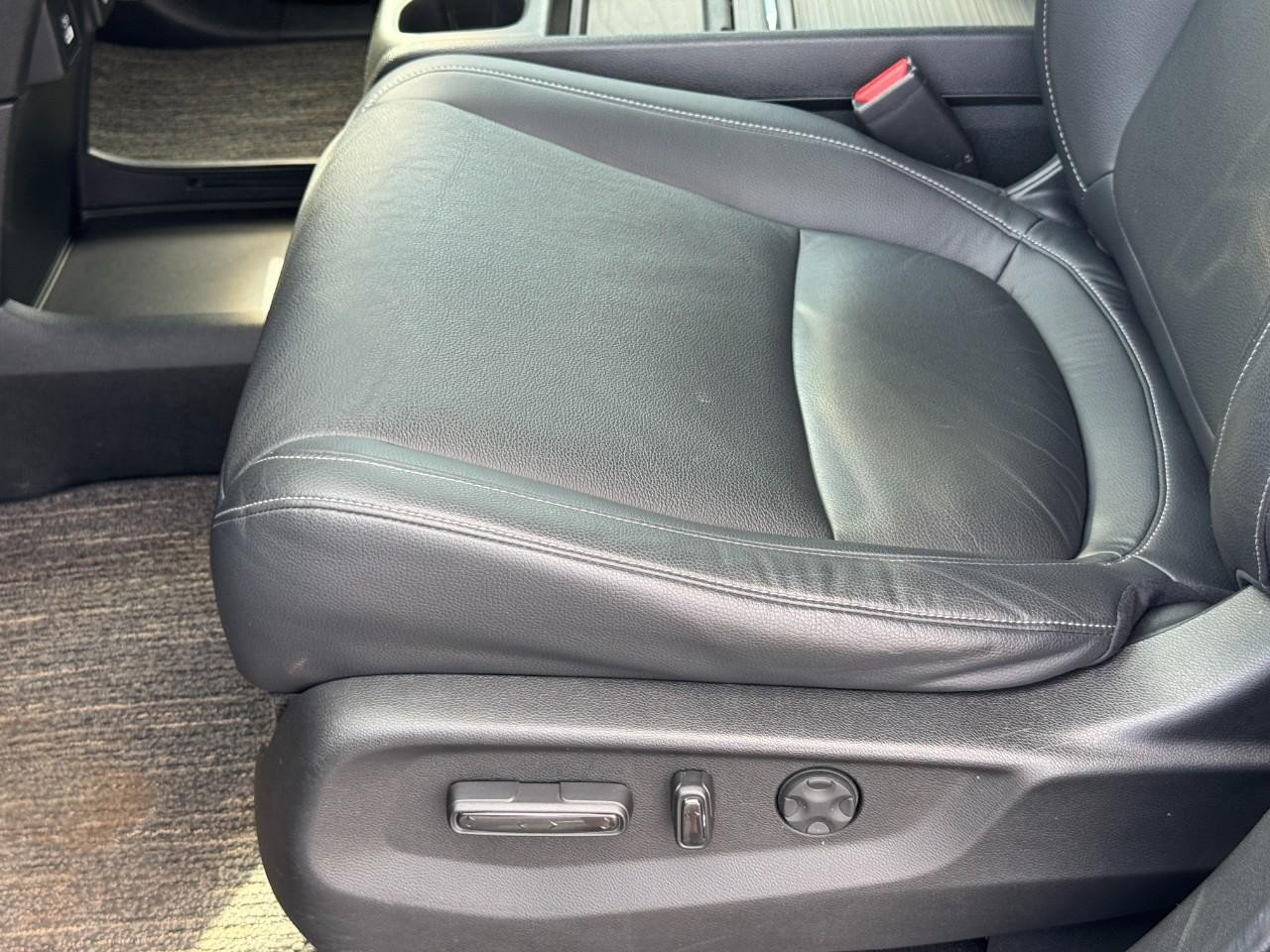 Used 2023 Honda Odyssey Touring image 18