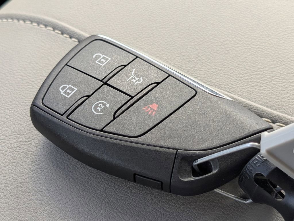 Used 2024 GMC Acadia Elevation w/ Black Edition image 32