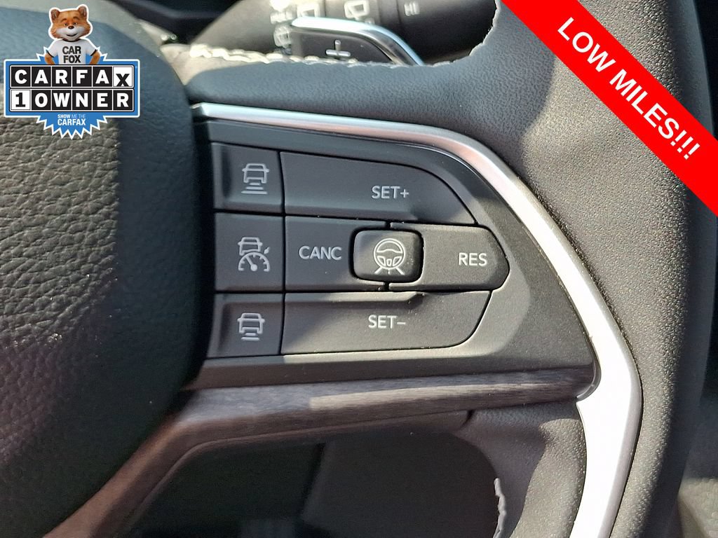 Used 2026 Jeep Grand Cherokee Altitude AWD/4WD image 22