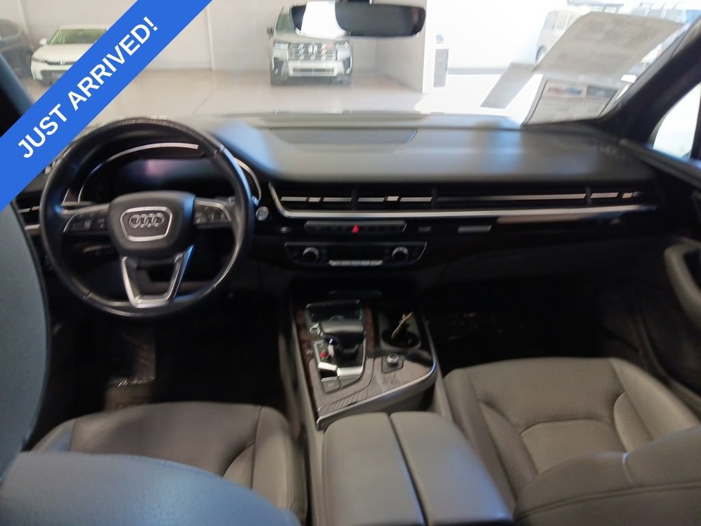 Used 2019 Audi Q7 3.0T Premium Plus w/ Premium Plus Package AWD/4WD image 5