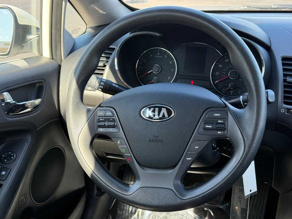 Used 2016 Kia Forte LX w/ LX Popular Plus Package image 14