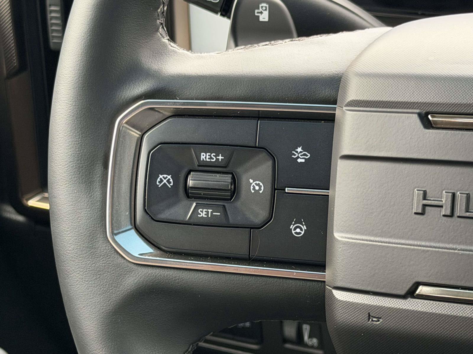 Used 2024 GMC Hummer EV 3X w/ Omega Edition AWD/4WD image 18