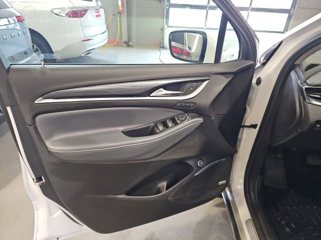 Used 2021 Buick Enclave Premium w/ Sun and Sites Package image 10