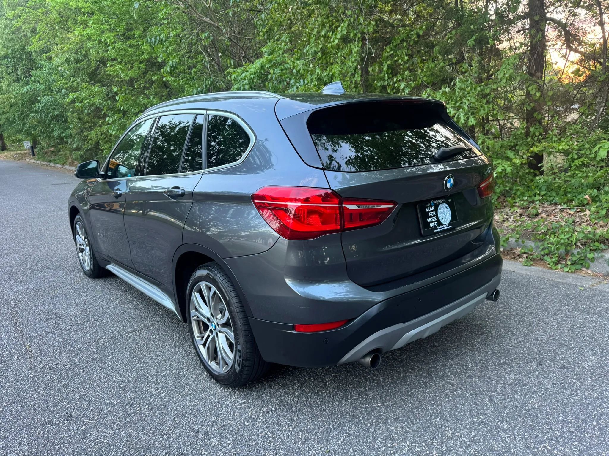 Used 2017 BMW X1 xDrive28i AWD/4WD image 5