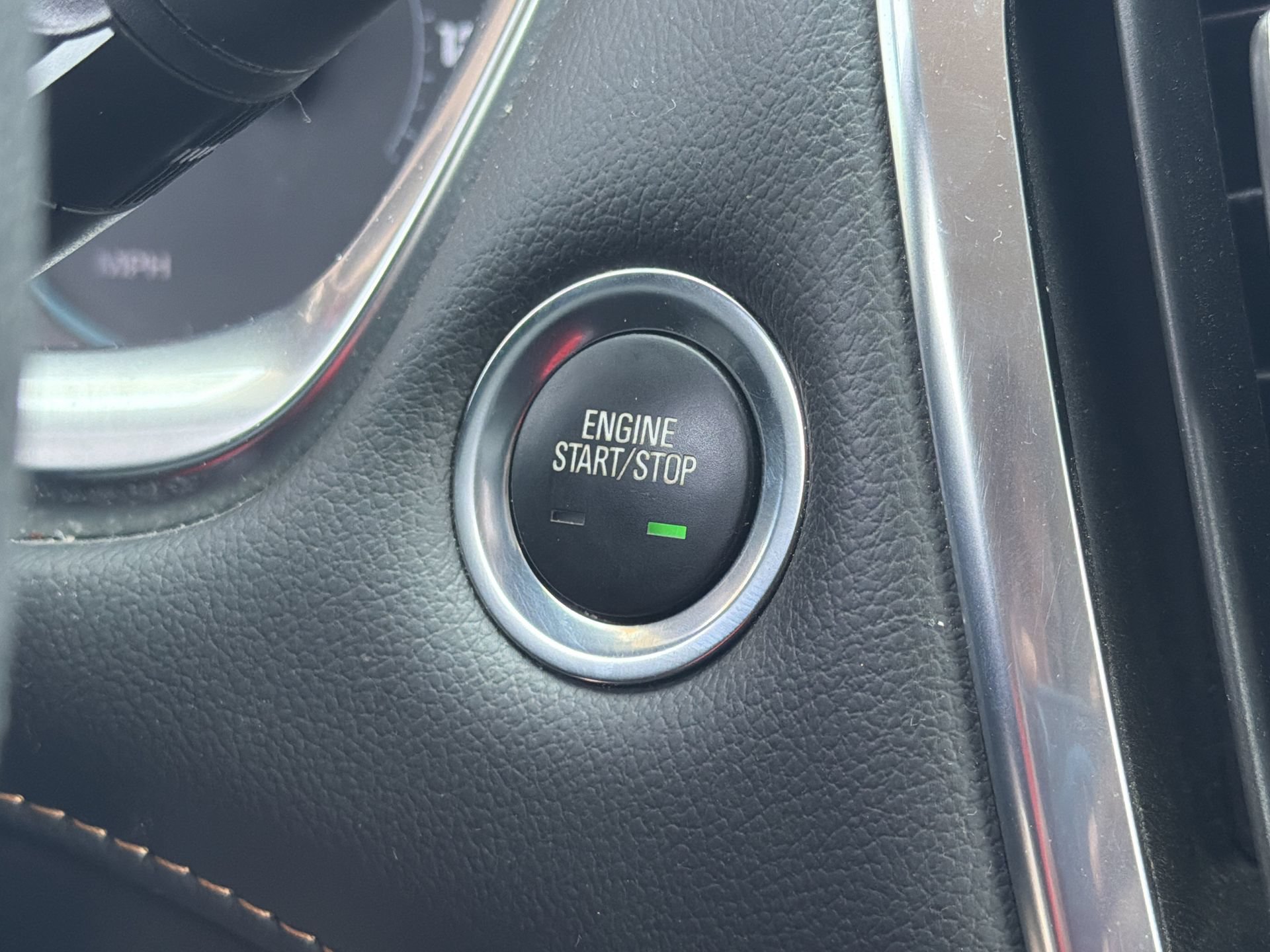 Used 2021 Chevrolet Traverse LS FWD image 7