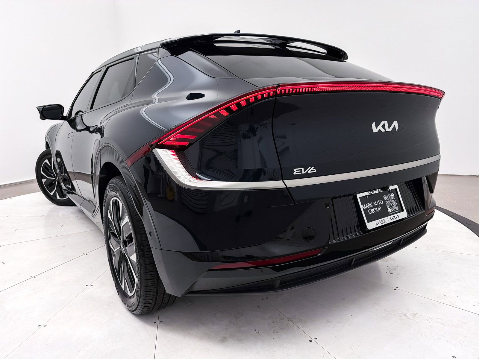 Used 2023 Kia EV6 Wind w/ Wind Technology Package image 10