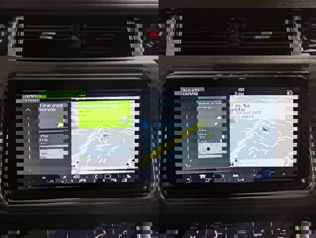 Used 2020 Land Rover Range Rover Sport HSE image 44