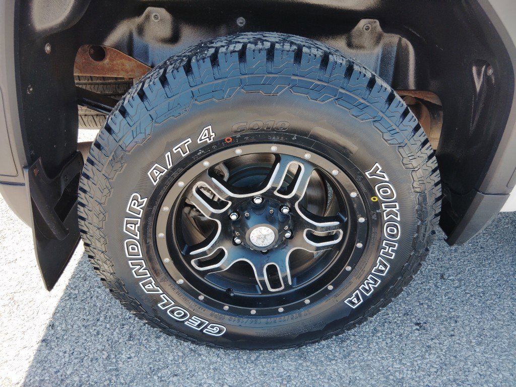 Used 2019 GMC Sierra 1500 4x4 Crew Cab w/ Convenience Package image 9