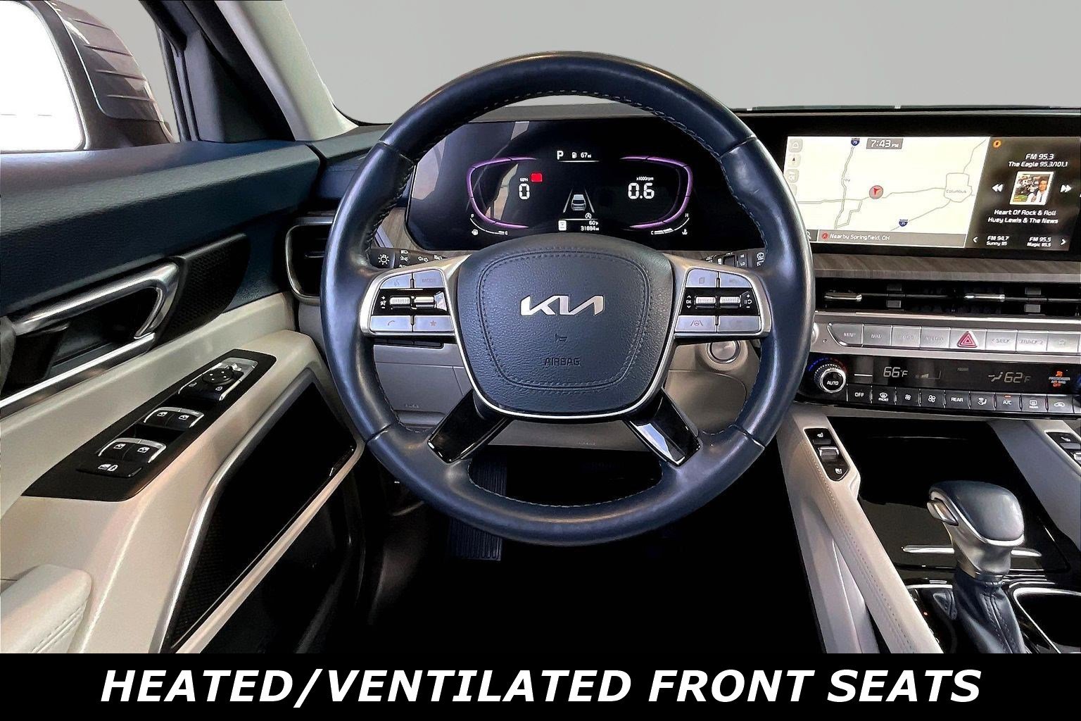 Used 2024 Kia Telluride EX w/ EX Captain's Chair Package AWD/4WD image 8