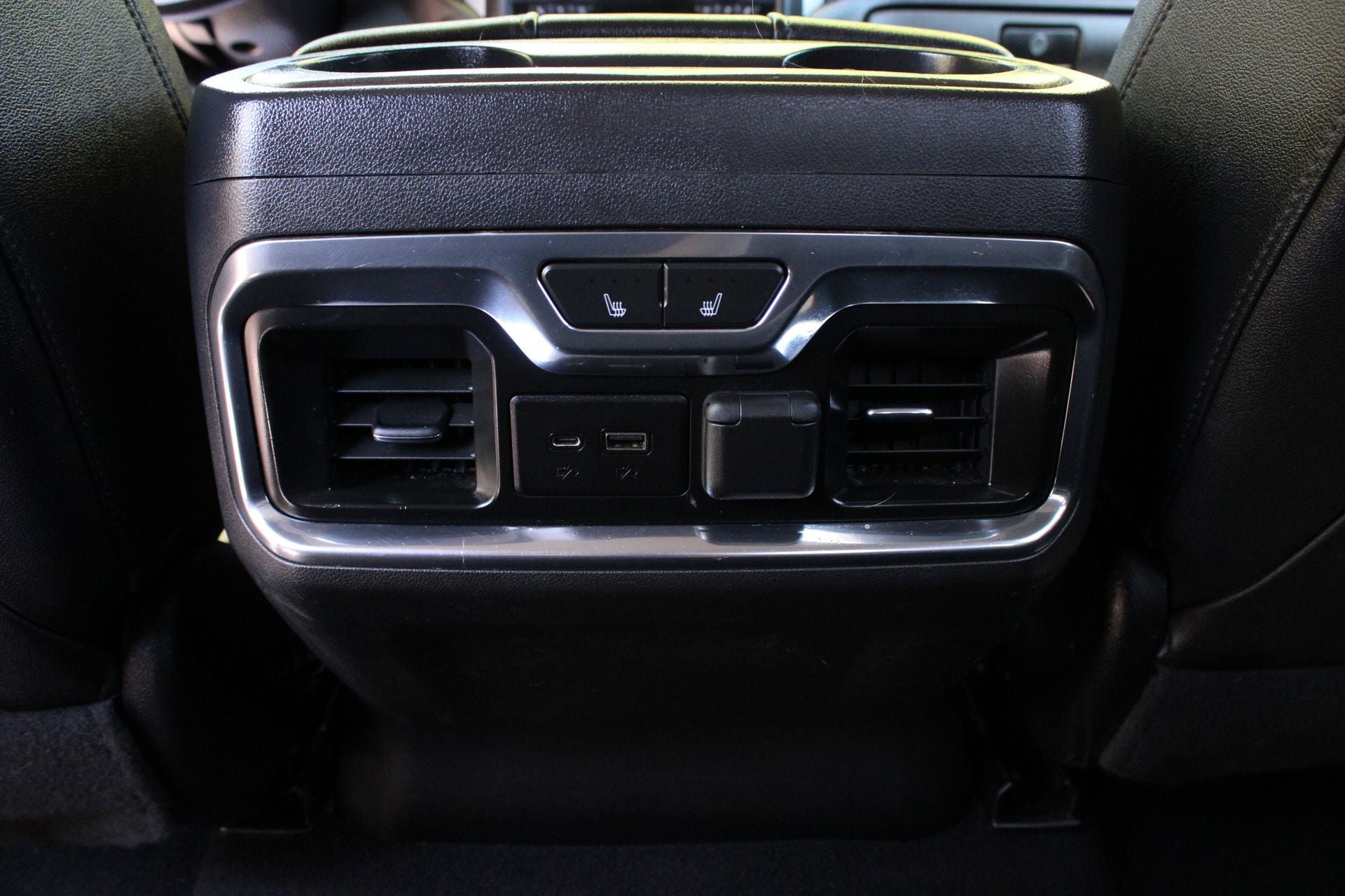 Used 2019 GMC Sierra 1500 SLT w/ SLT Premium Plus Package AWD/4WD image 19
