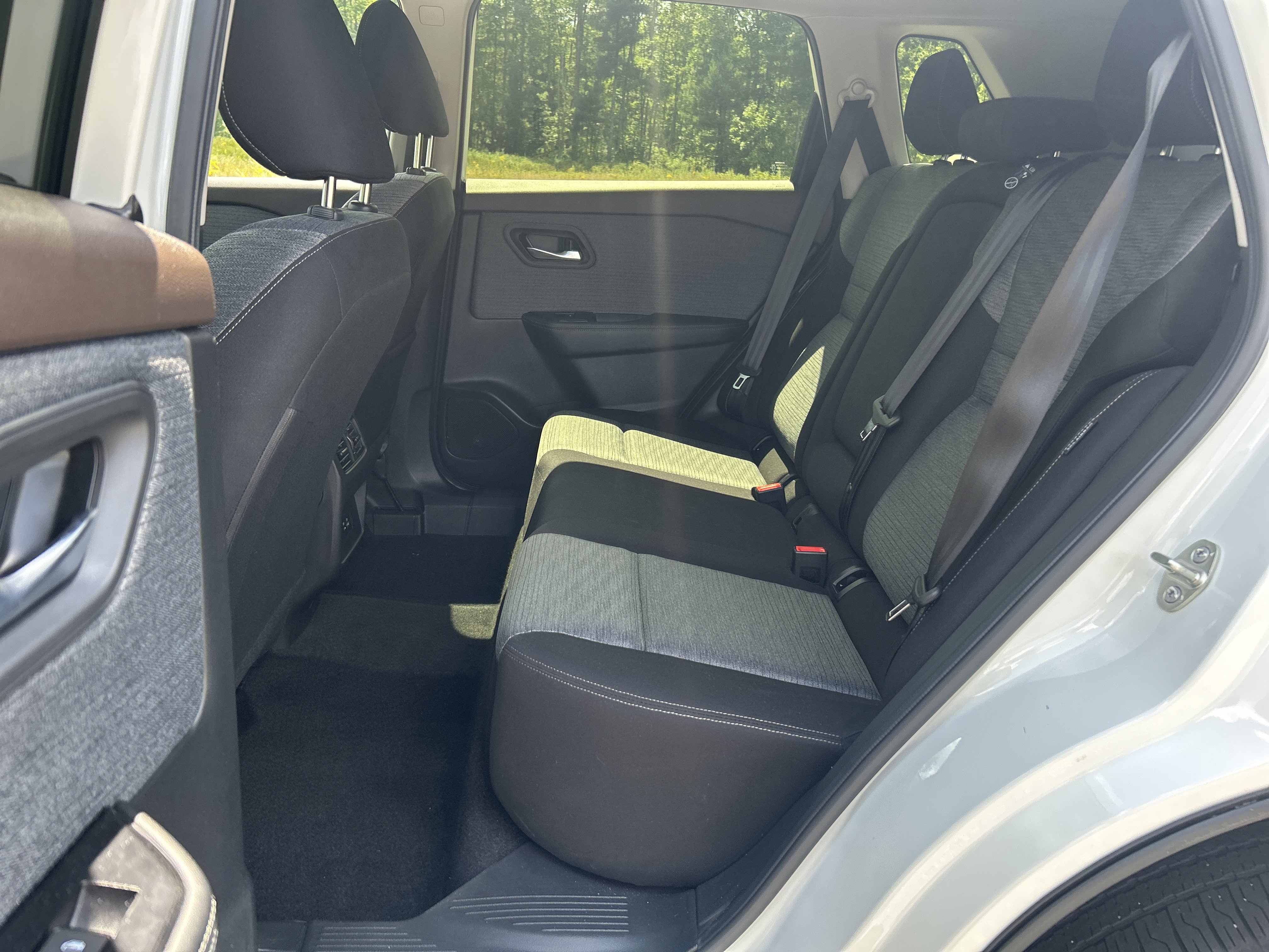 Certified 2023 Nissan Rogue SV AWD/4WD image 16