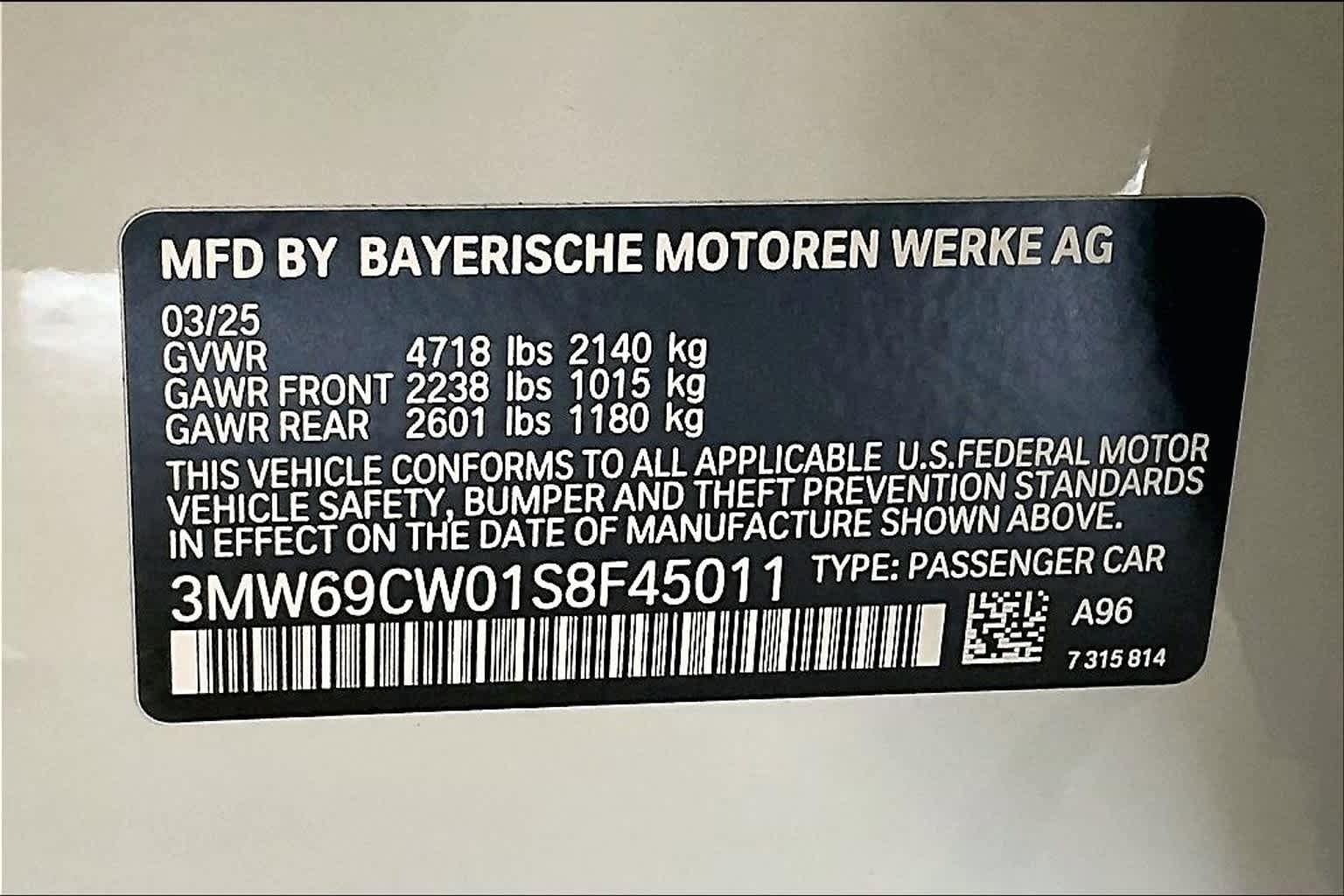 New 2025 BMW 330i Sedan w/ Premium Package RWD image 18