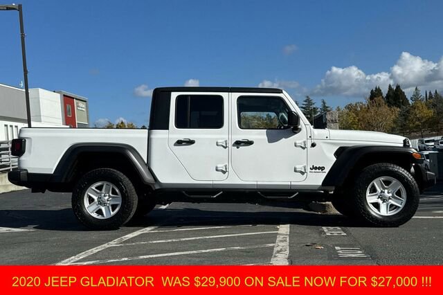 Used 2020 Jeep Gladiator Sport w/ Quick Order Package 24S image 3