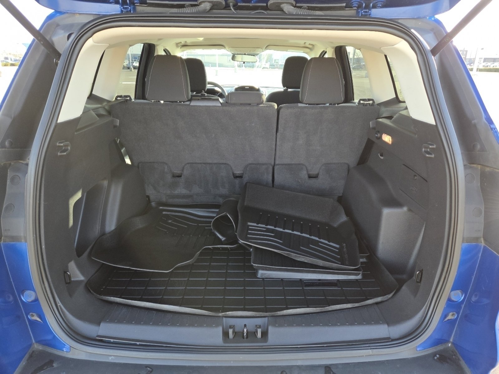 Used 2018 Ford Escape SE image 19