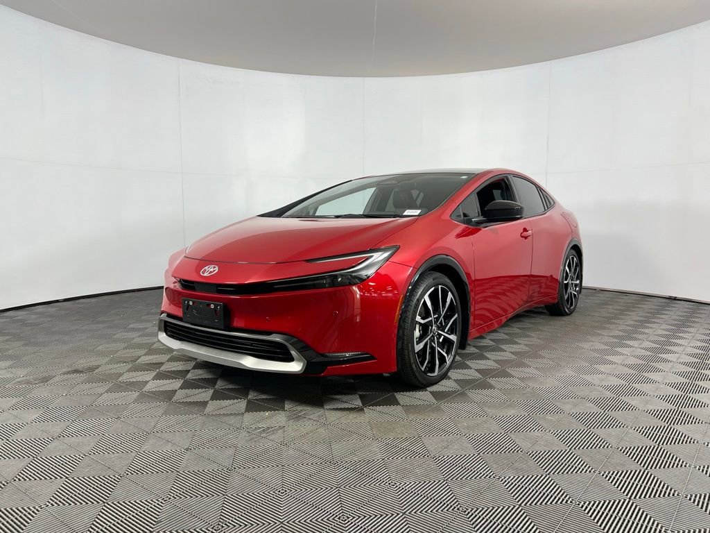 Used 2024 Toyota Prius Prime Premium image 3