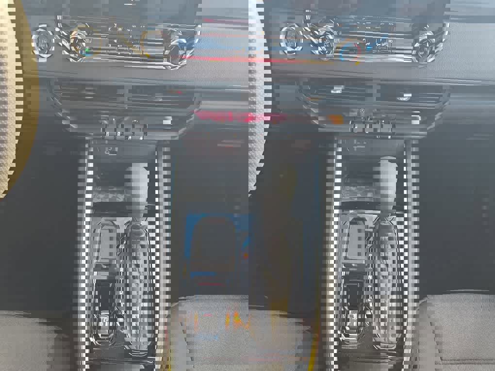 Used 2024 Chevrolet Colorado W/T w/ Safety Package image 11