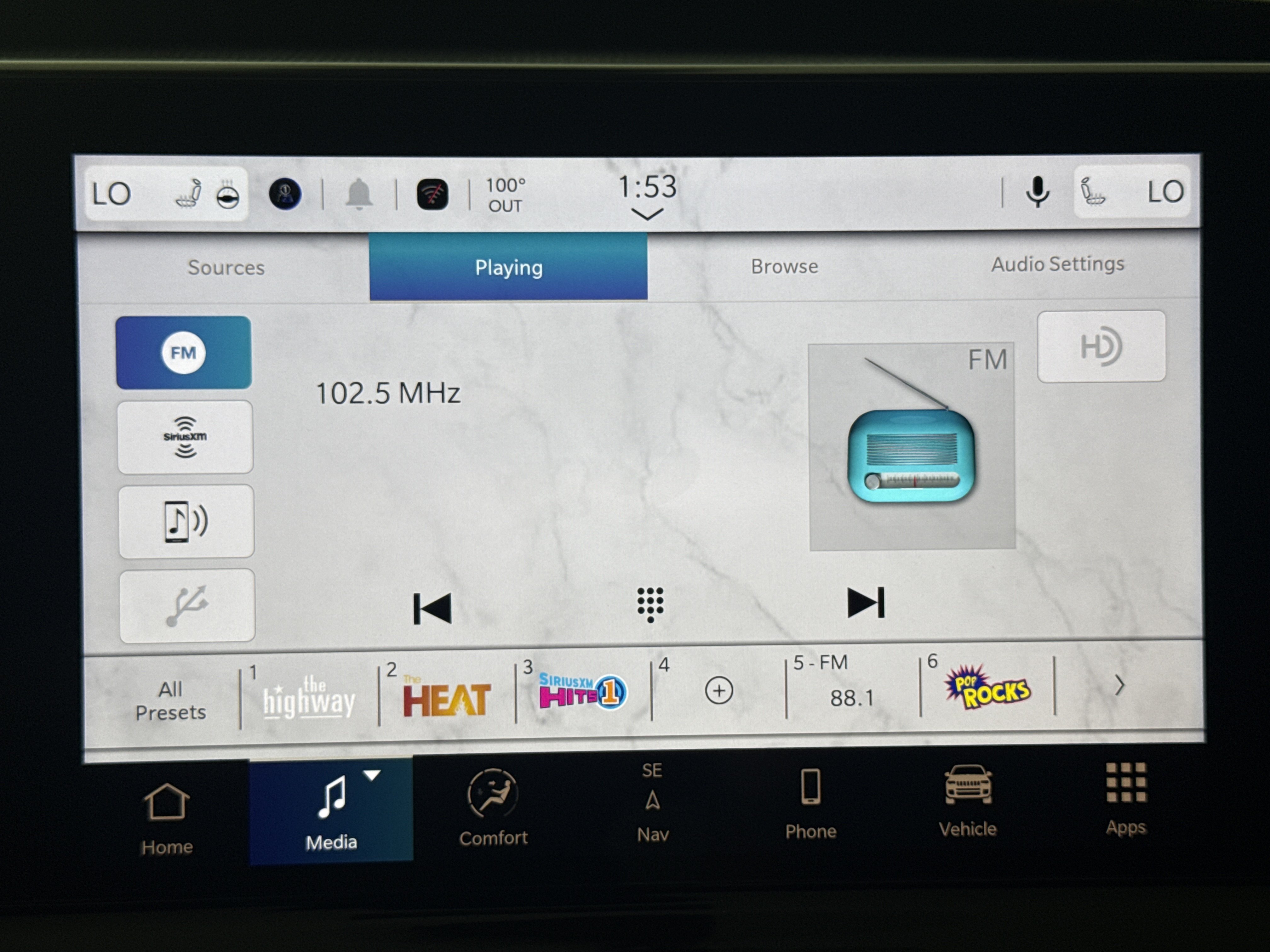 New 2026 Jeep Compass Trailhawk w/ Sun, Sound & Navigation Group AWD/4WD image 21