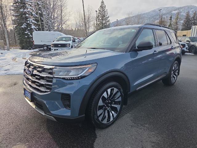 Certified 2025 Ford Explorer Active image 2