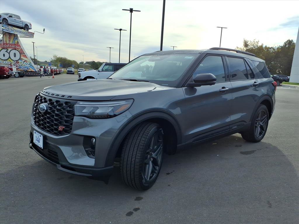 New 2026 Ford Explorer ST image 7