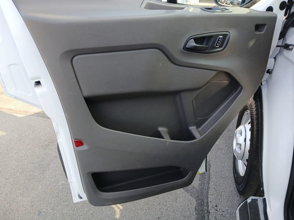 Used 2024 Ford Transit 250 Low Roof AWD w/ Exterior Upgrade Package image 21