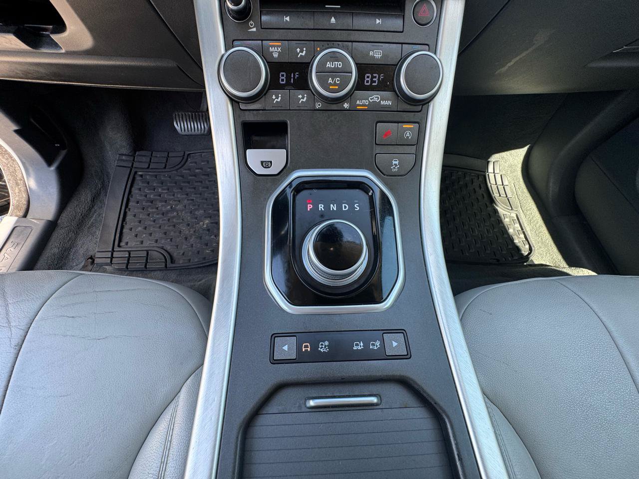 Used 2016 Land Rover Range Rover Evoque SE AWD/4WD image 21
