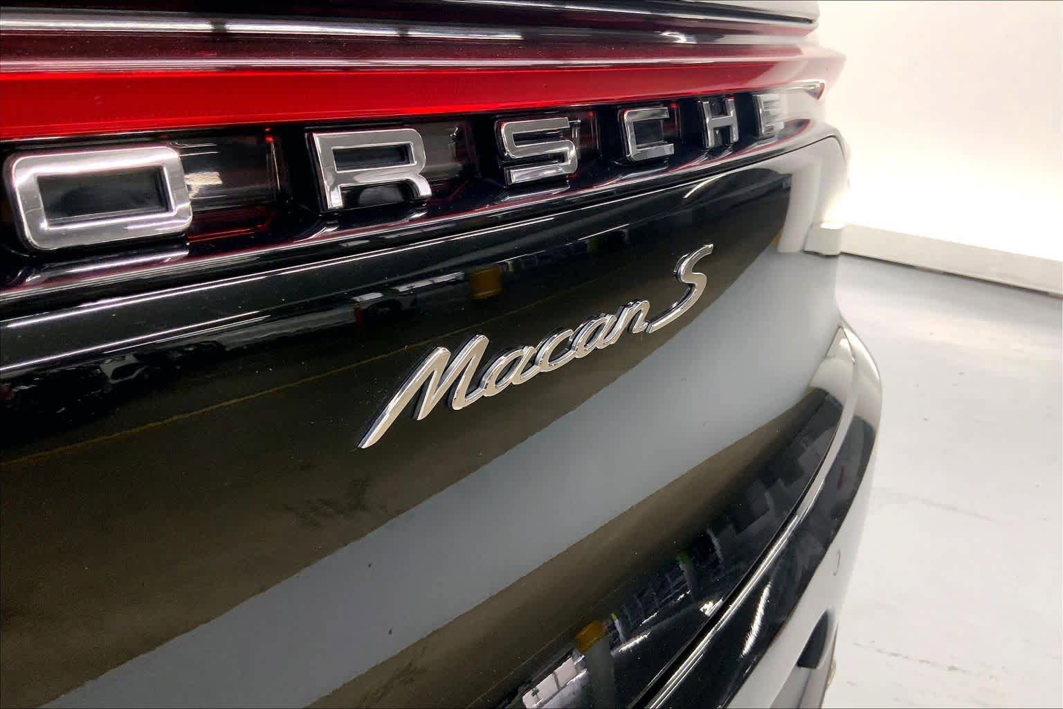 Used 2021 Porsche Macan S AWD/4WD image 14