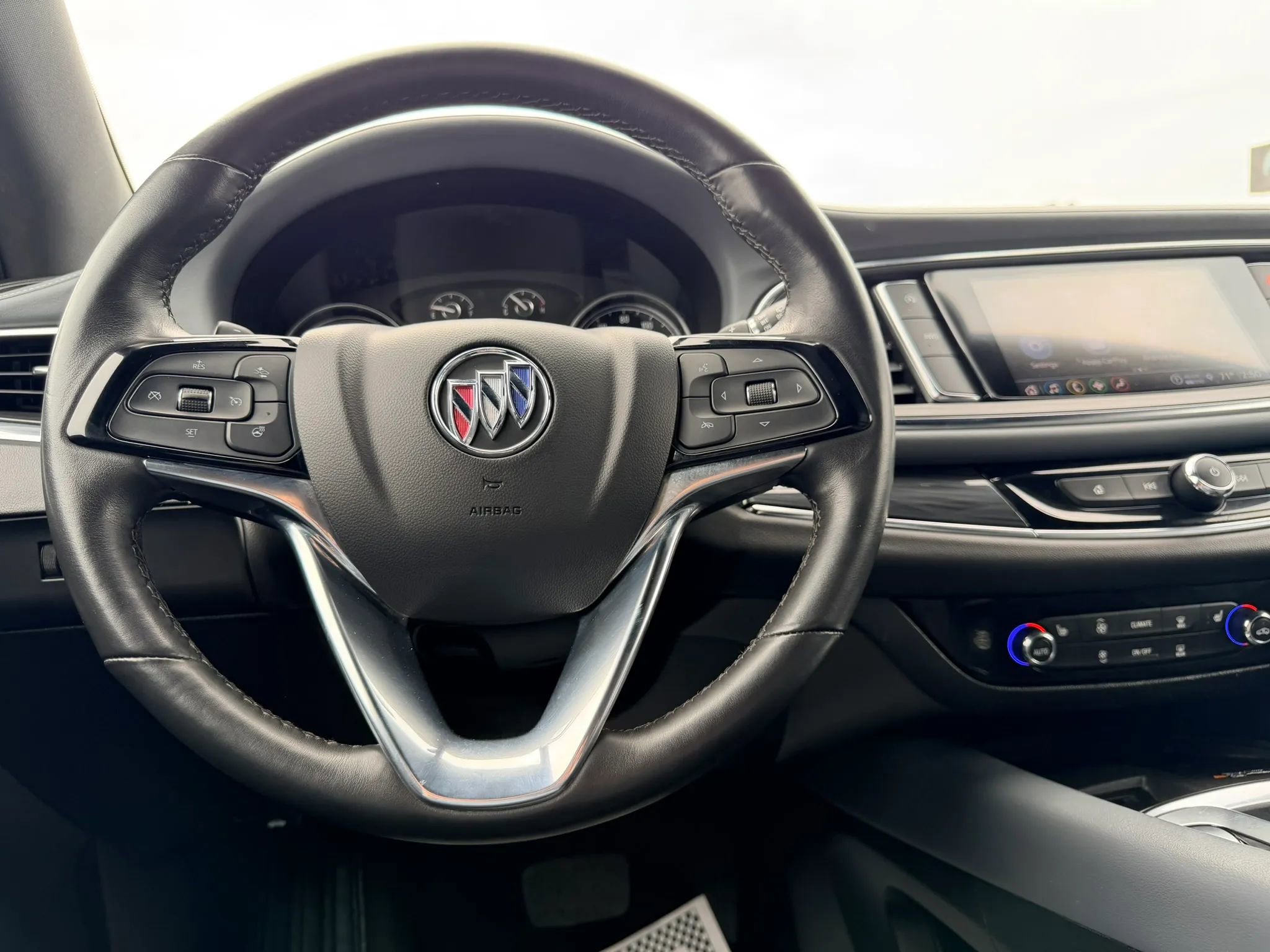 Used 2024 Buick Enclave Essence w/ Sport Touring Edition image 13