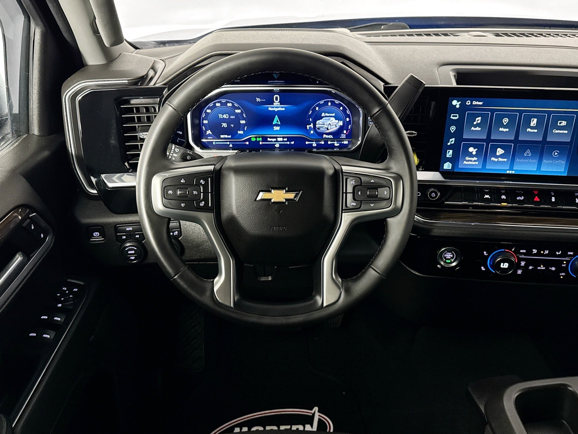 Used 2023 Chevrolet Silverado 1500 LT AWD/4WD image 23