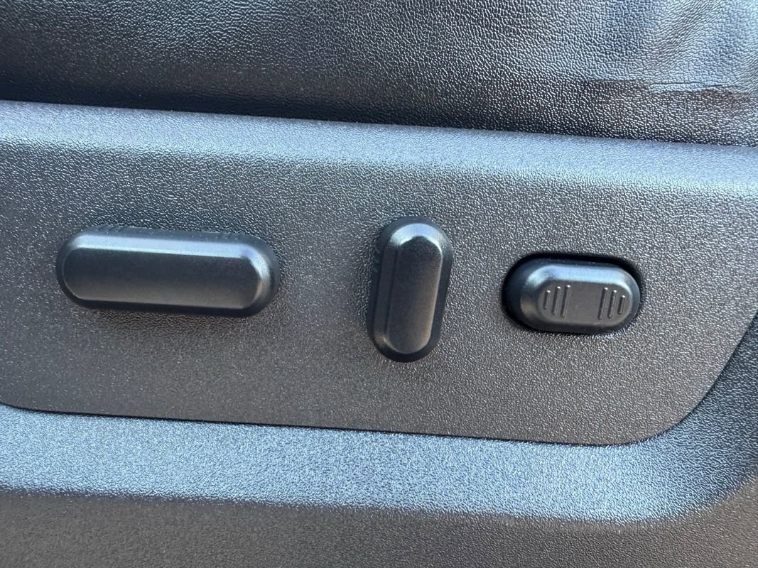 Used 2013 Ford F250 Platinum w/ FX4 Off Road Pkg image 21