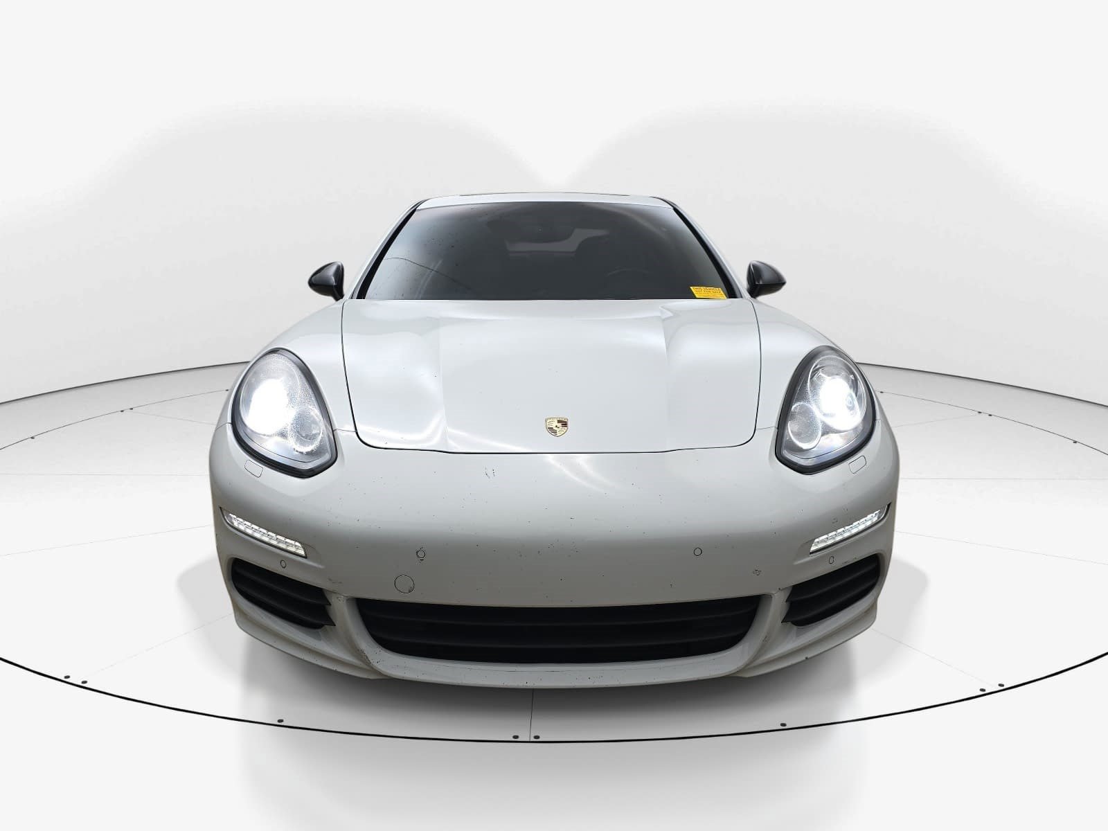 Used 2015 Porsche Panamera RWD image 9