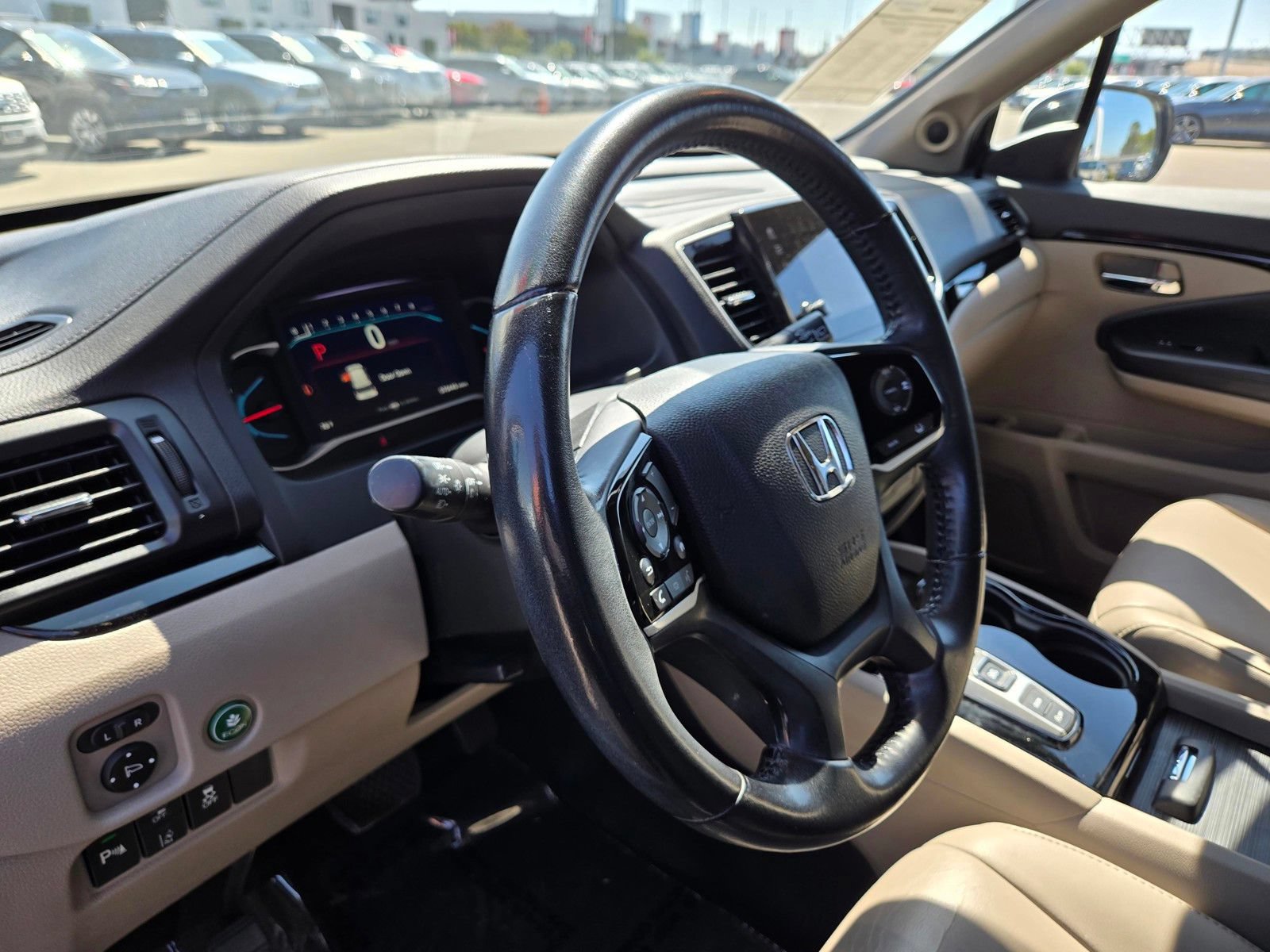 Used 2019 Honda Pilot Touring image 13