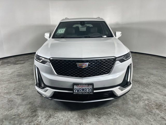 Used 2025 Cadillac XT6 Premium Luxury w/ Technology Package image 3