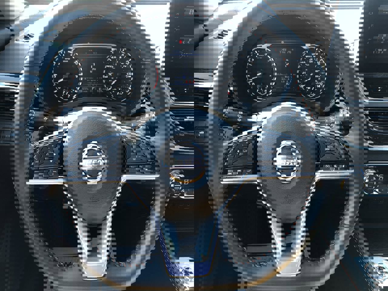 Used 2025 Nissan Altima 2.5 SR w/ SR Premium Package image 23