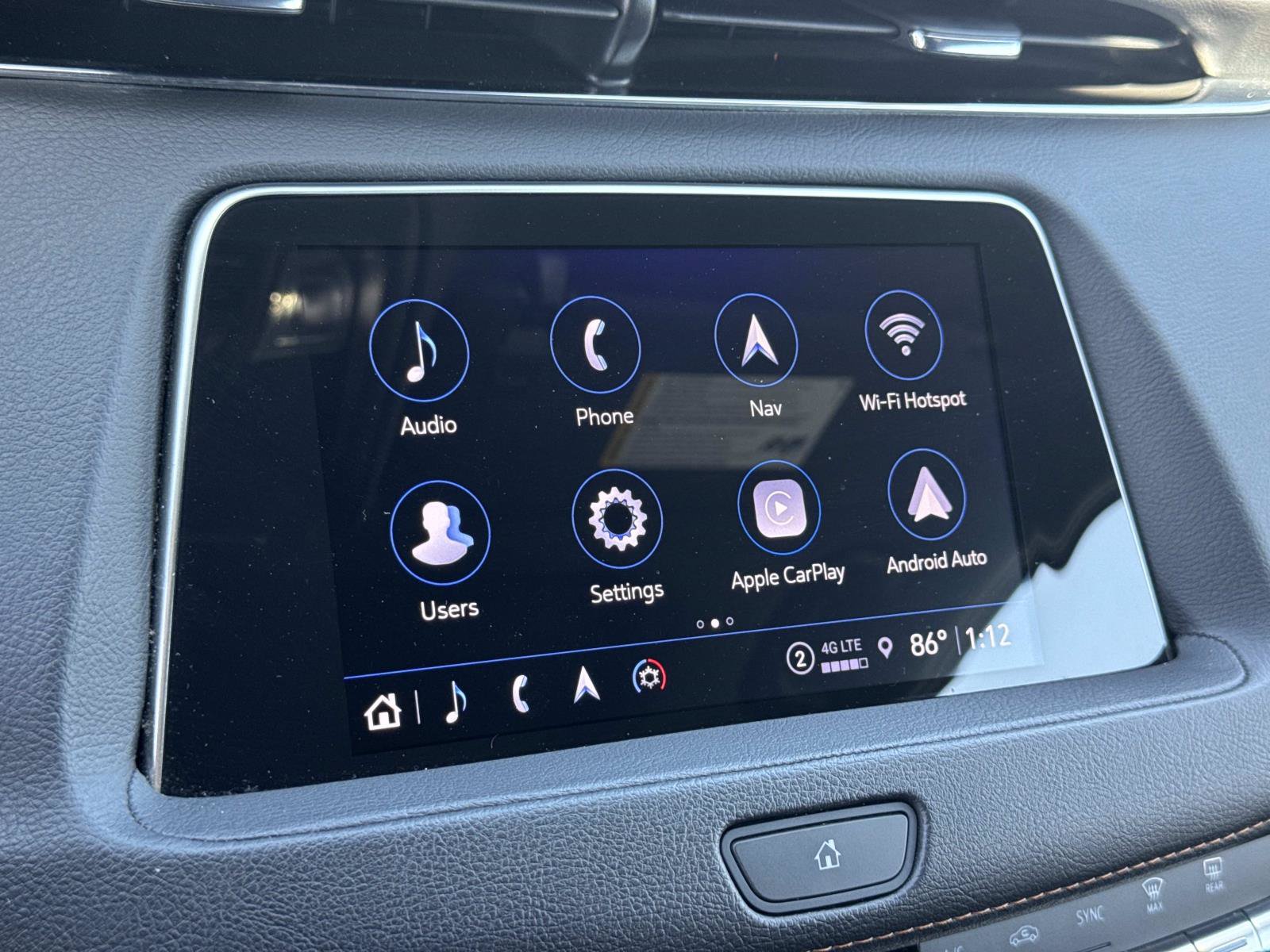 Used 2023 Cadillac XT4 Sport FWD image 13