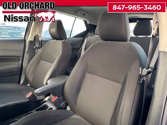 Used 2023 Nissan Kicks S FWD image 11