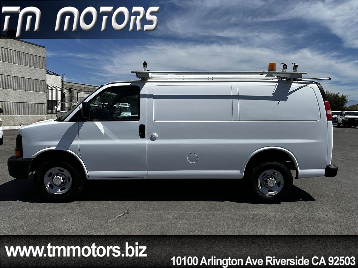 Used 2008 Chevrolet Express 2500 RWD image 3