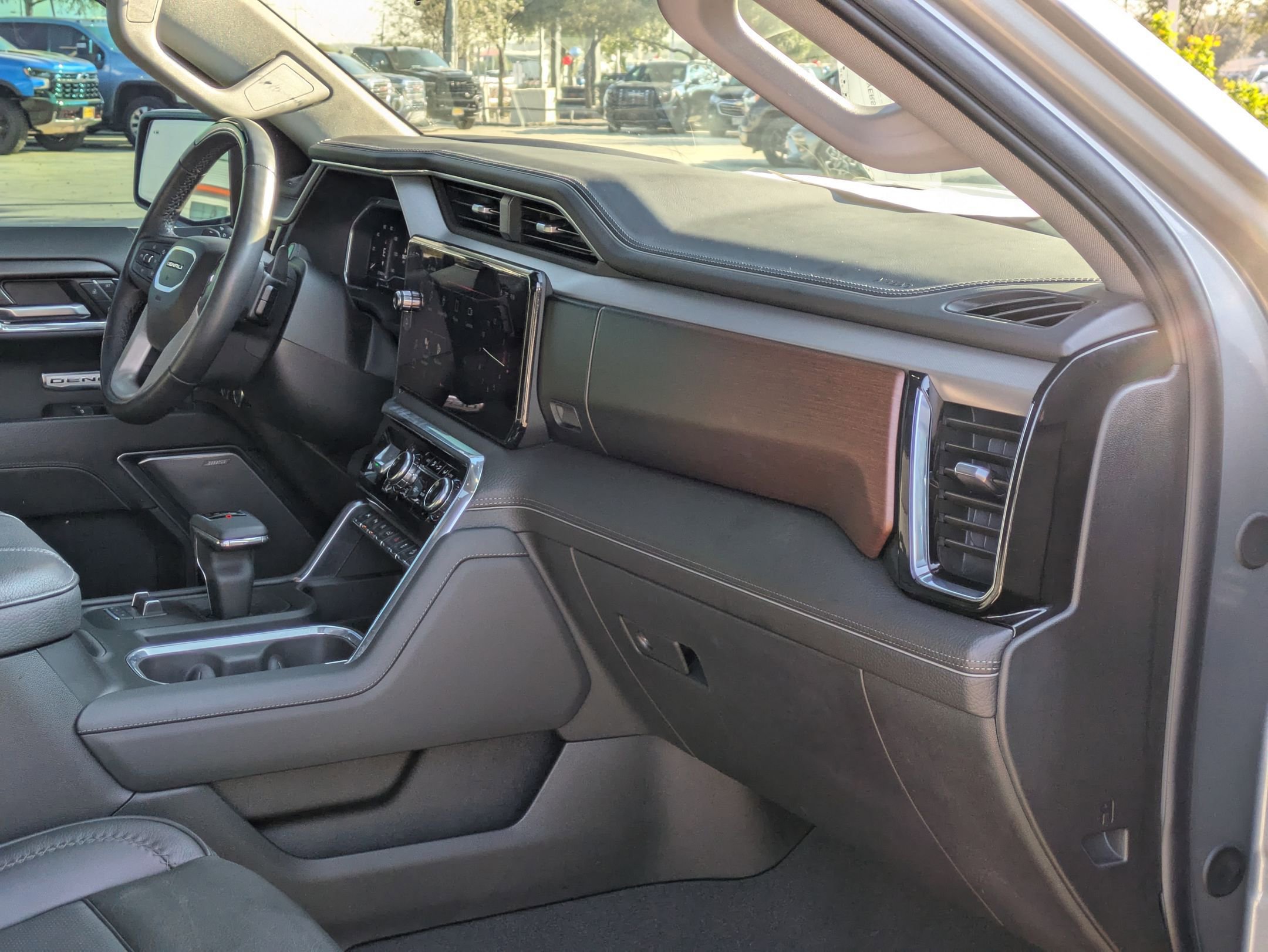 Certified 2024 GMC Sierra 1500 Denali image 30